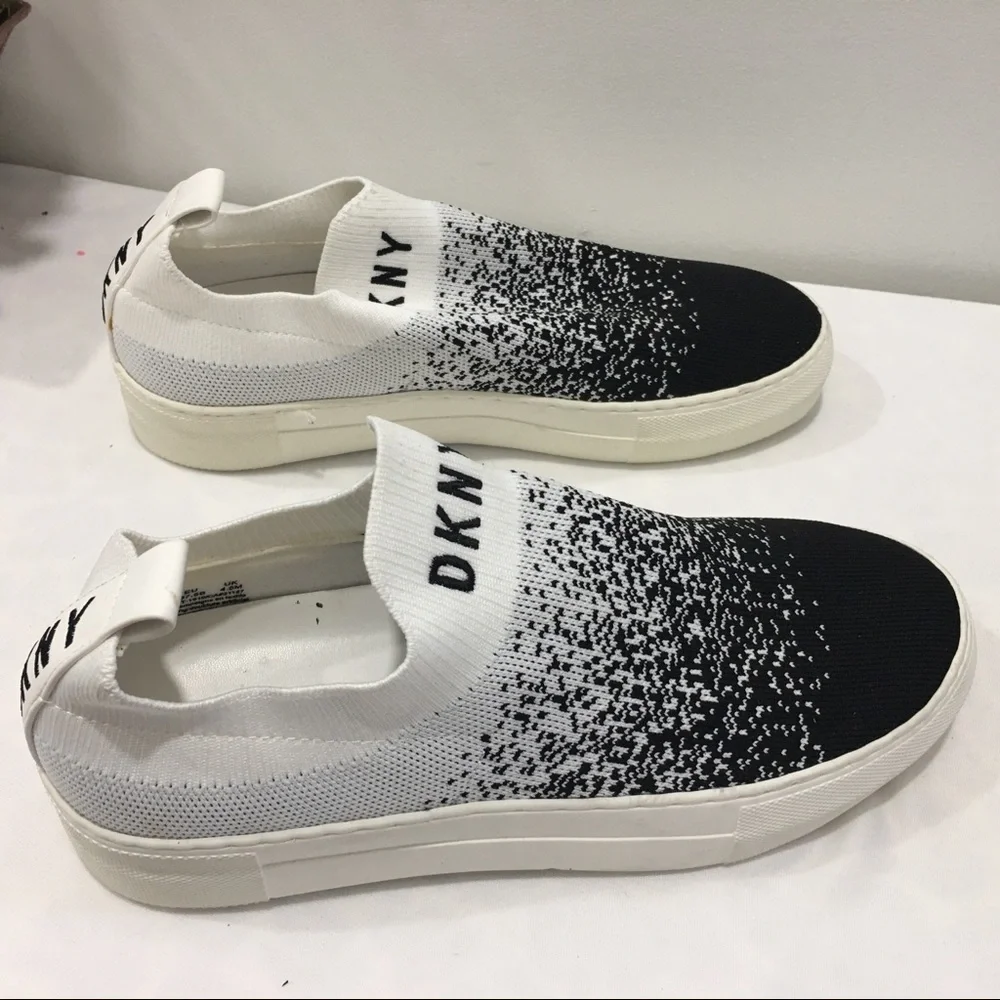 NWOT DKNY slip on sneaker size 7 - Picture 7 of 9